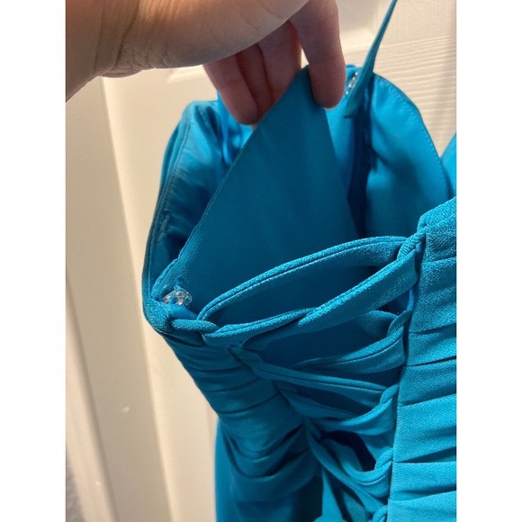 Symphony of Venus Dress - Picture 3 of 7